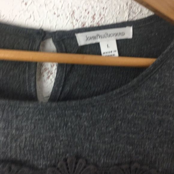 CHARCOAL CROCHET BLOUSEN SLEEVE TOP - Picture 5 of 6